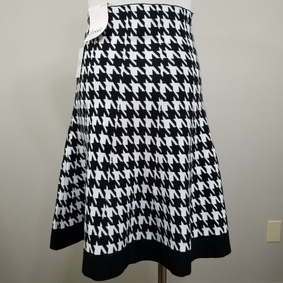 Nwt Classic Concepts Black White Circle Skirt Sz PM Womens Stretch Knit Pull-On - Picture 4 of 8